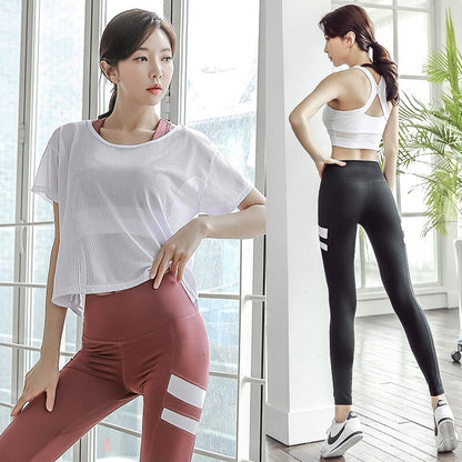 Yoga Sets Women Sportswear Gym Workout Clothing New Quick-Dry Gym Workout Running Suits