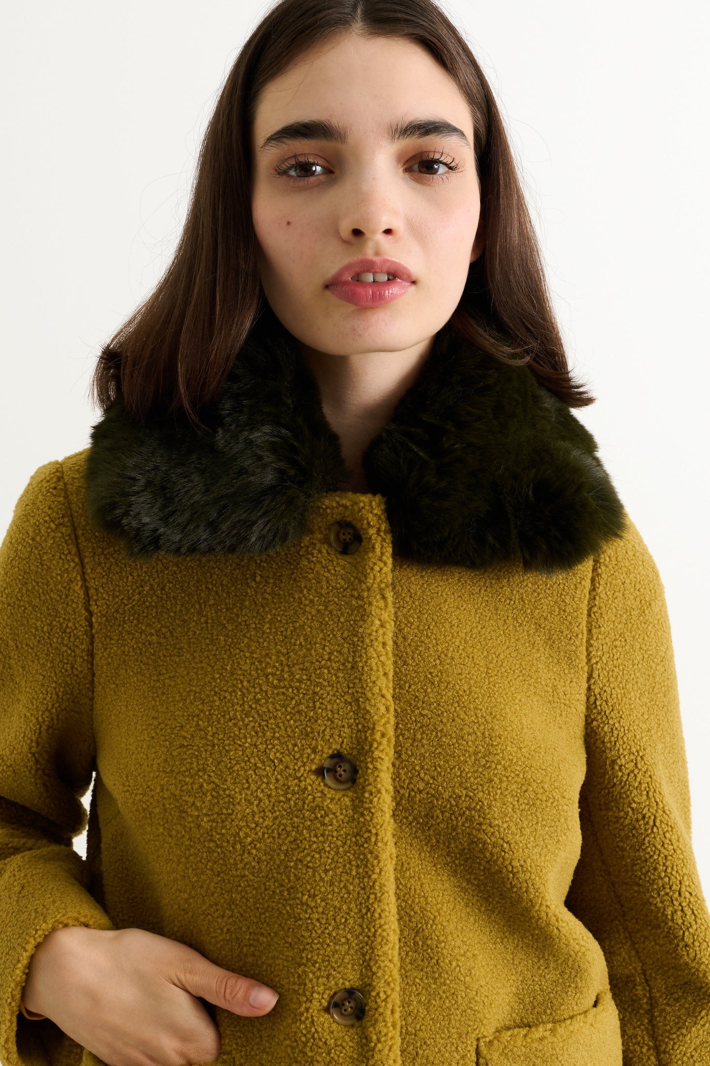Apple Borg Faux Fur Collar Cropped Jacket – Mustard