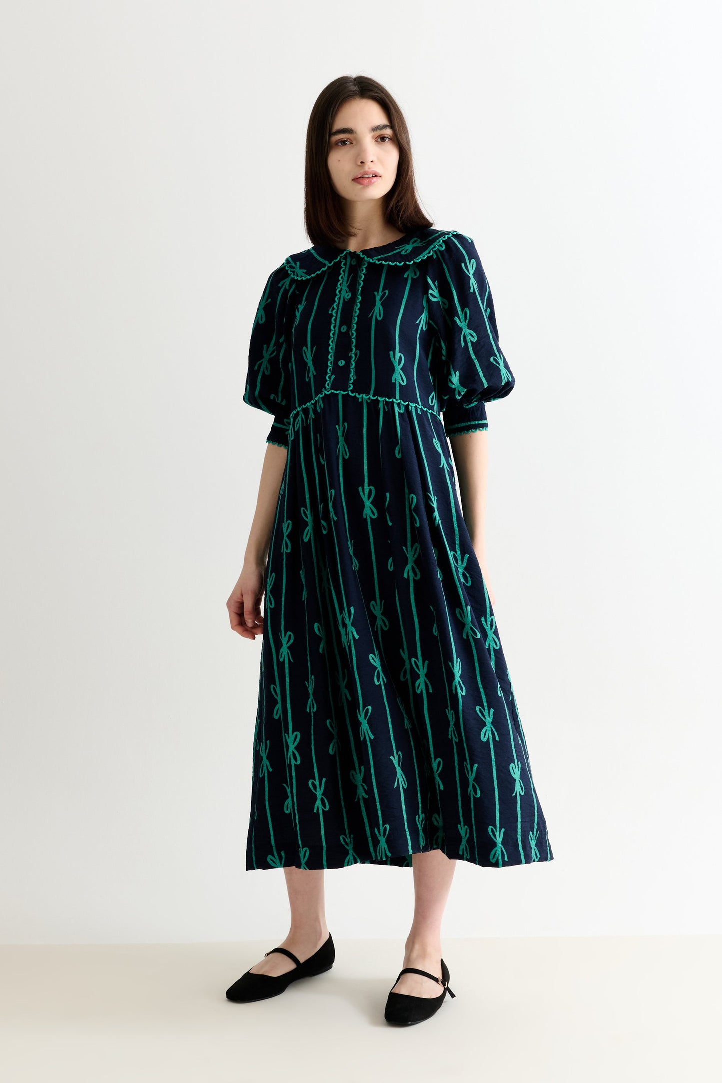 Caris Tie Up Statement Collar 3/4 Sleeve Midi Dress – Navy