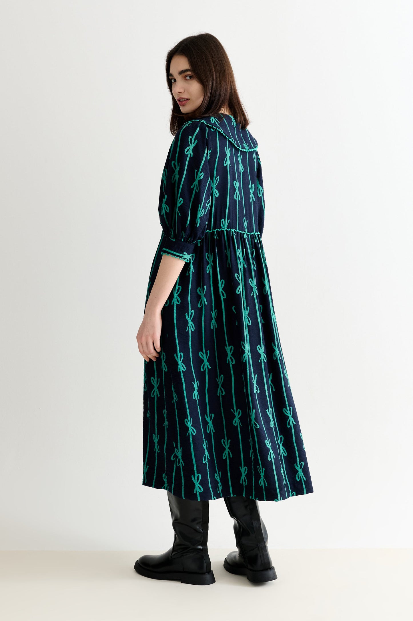 Caris Tie Up Statement Collar 3/4 Sleeve Midi Dress – Navy