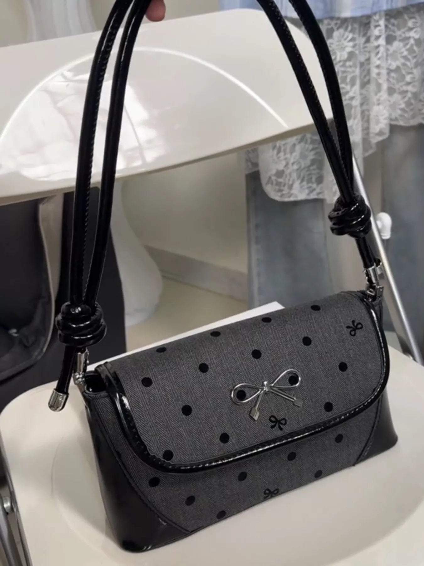 Bow Decor Flap Shoulder Bag